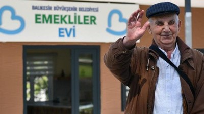 Başkan Akın, Emekliler Evi’ni hizmete açtı