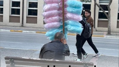 Pembe Mavi Aşkı Pamuk Helvaya Geçti