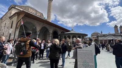 Balıkesir’den Yola Çıktılar Konya'da Mevlana Müzesini Gördüler