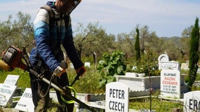 Edremit'teki Kabristanlıklarda Yenilik