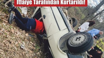 Takla Atan Araçtaki Sürücüyü İtfaiye Kurtardı