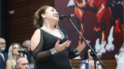 Edremit’te Müziğin Büyüsüyle Dolu Unutulmaz Bir Gece
