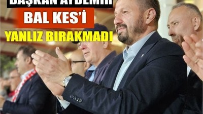 AK Parti İl Başkanı Mehmet Aydemir Tribünde Takımın Yanındaydı