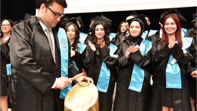 BAÜN Hukuk Fakültesinde İlk Mezuniyet Gururu