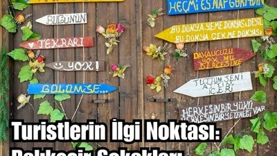 Balıkesir'in Sokaklarındaki Tablolar İlgi Çekiyor