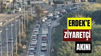 Tatilciler Bayramda Erdek’e Akın Etti