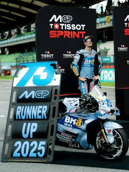 MotoGP Grand Prix'sini Alex Marquez kazandı - Resim: 6