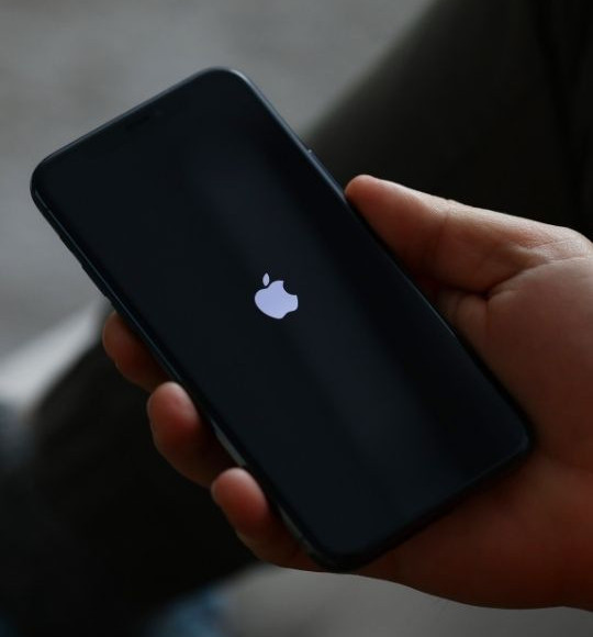 iOS 26.3 Geldi! iPhone Kullanıcılarını Neler Bekliyor?