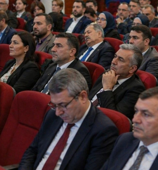 Balıkesir’de Programlarda Neden Uyuklanıyor?