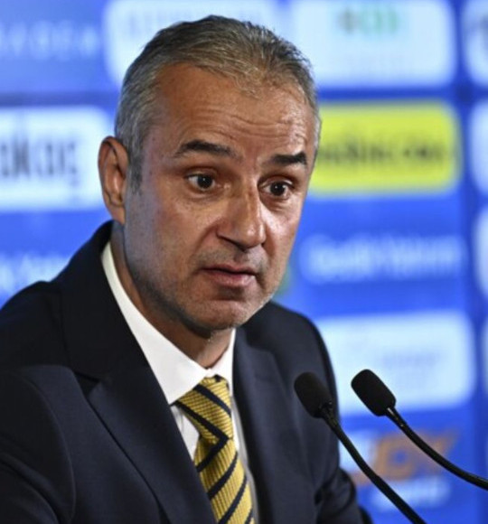 Fenerbahçe'nin yeni teknik direktörü İsmail Kartal oldu