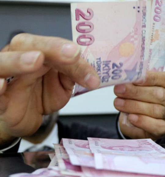 15 Temmuz Resmi Tatil Mi? Bankalar Açık Mı, EFT ve FAST İşlemleri Nasıl Yapılacak?