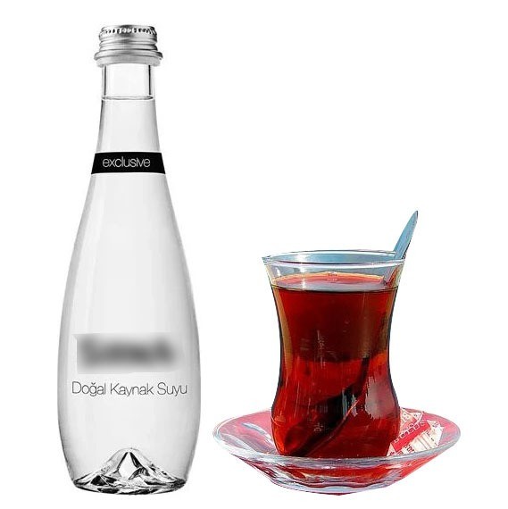  Akçay’da Kafe’ye Otururken Dikkat