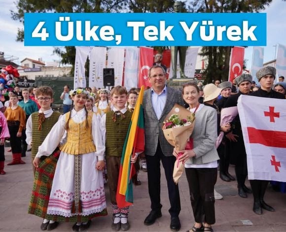 Dünya Çocukları Cumhuriyet Meydanı’nda Buluştu!