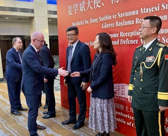 CHP'li Vekil Sarı'dan ve Çin Büyükelçisi'ne Başarı Dileği