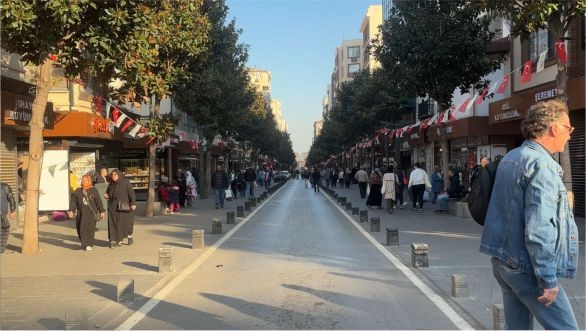 Balıkesir'de Hafta Sonu Hareketli Geçiyor