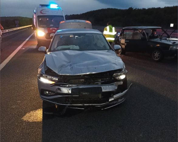 Savaştepe’de trafik kazası: 5 Suriyeli yaralandı
