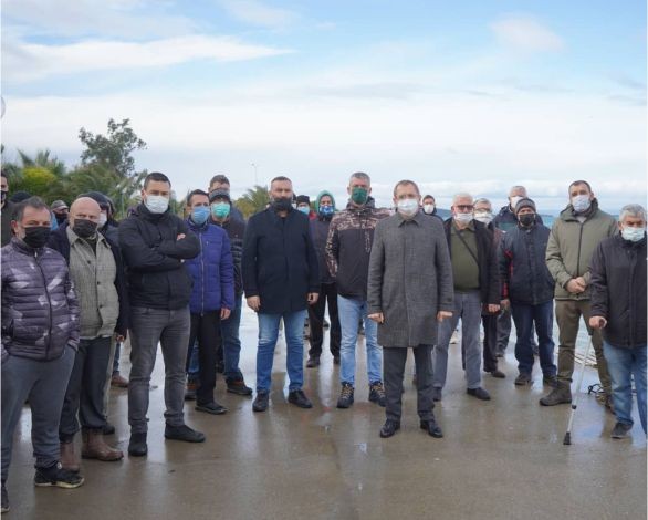 Ayvalık'ta Yazın Su Sorunu Kışın Dev Dalgalar