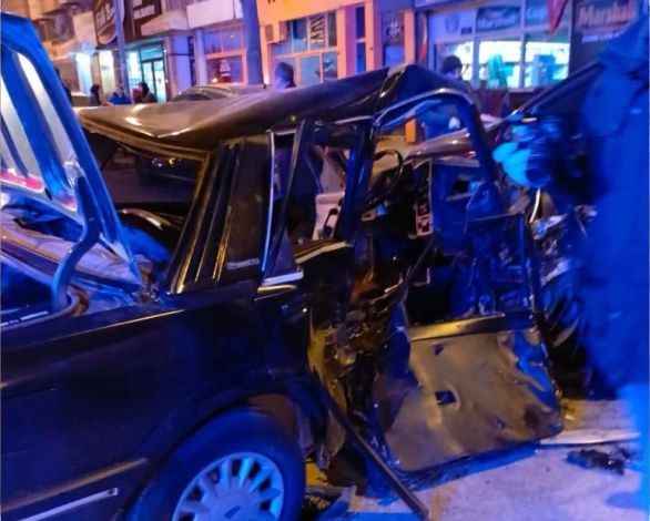 Bandırma'da trafik kazası kameralara yansıdı (1 ölü)