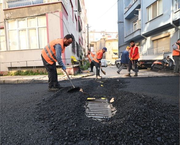 Karesi Belediyesi 1767 Yol Talebinden 1743’ünü Çözdü
