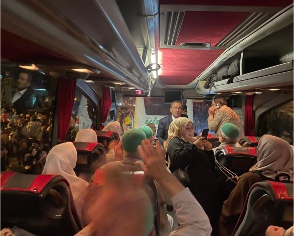 Balıkesirli Hacı Adaylarını Yeni Müftü Uğurladı!