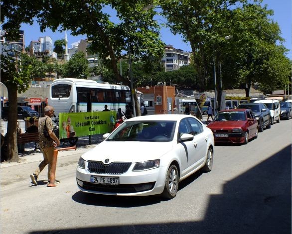 Erdek'te Kurban Bayramı tatili yoğunluğu yaşanıyor