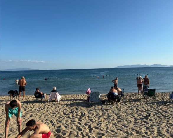 Tatilin son günü Balıkesirli Sahile Akın Etti