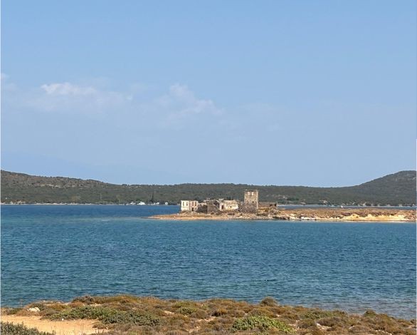 Ayvalık'ta Maden Adası'na Kültürel Bakış