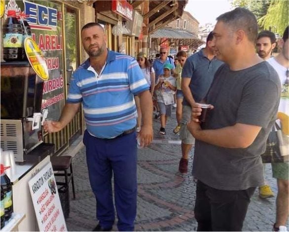 Balıkesir’in Yeni Sağlık İksiri Karadut Şerbeti