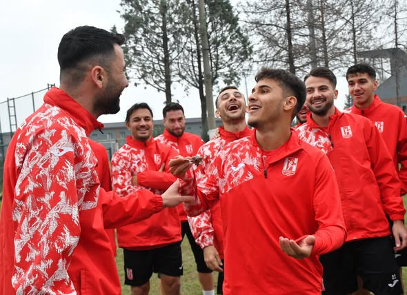 Nev Sağlık Grubu Balıkesirspor’da Moral Yükseldi