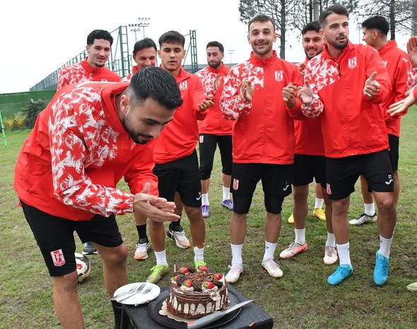 Nev Sağlık Grubu Balıkesirspor’da Moral Yükseldi