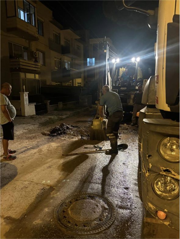 Sümbül Sokak’taki Su Patlağı Tamir Edildi