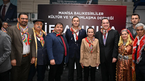 Akın Manisa’da Balıkesirlilerle İftarda