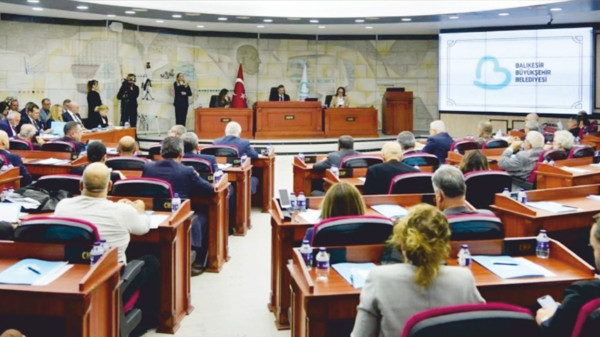 Büyükşehir Belediye Meclisinde Akın'dan Sagay'a Kendi İmzanı Reddeden Adamsın