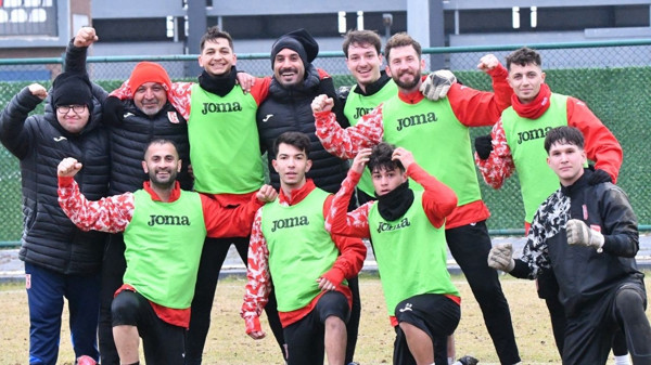 Balıkesirspor Maç Öncesi Formunu Pekiştirdi