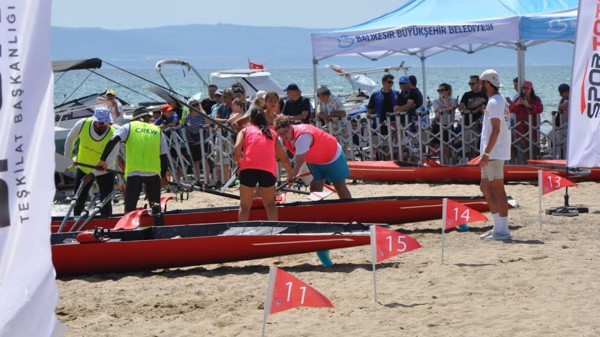Ayvalık’ta Deniz Küreği Heyecanı