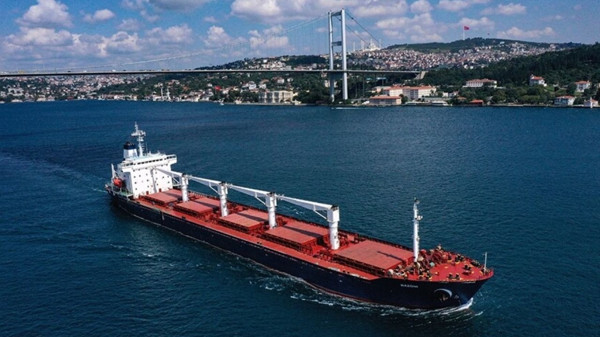 Türk Boğazları'ndan Geçiş Ücreti 1 Temmuz'da 6,70 Dolar Olacak