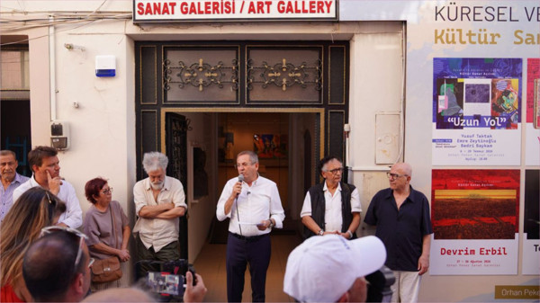 Ayvalık'ta Küresel ve Çağdaş Kültür Sanat Açılımı Başladı