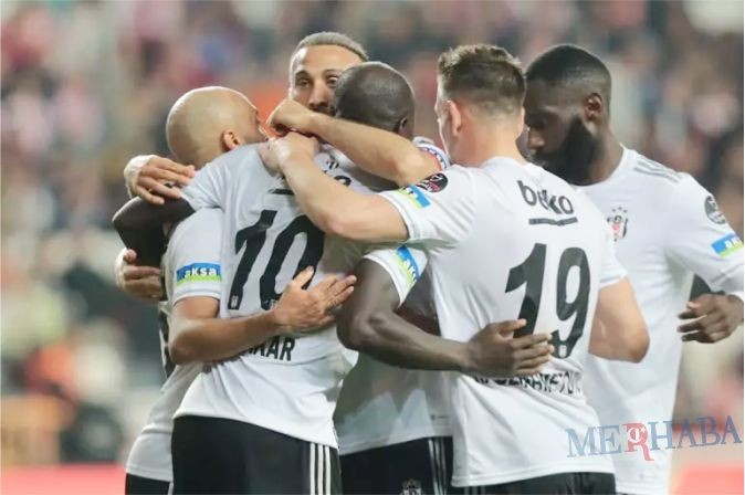 Beşiktaş 5 Transfer Gerçekleştirecek