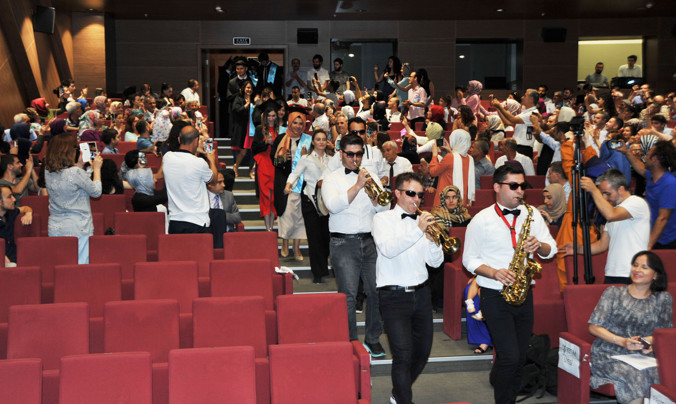 BAÜN Tıp Fakültesinde Mezuniyet Coşkusu - 3. resim