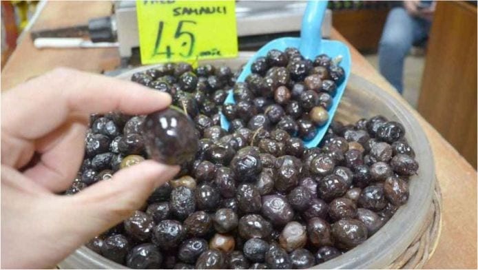 Sahte Zeytinyağı Pazarda Kol Geziyor! Coğrafi İşaretlere Dikkat!