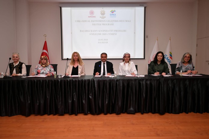 Balıkesir'de Kadınlar Kooperatiflerle Güç Kazanıyor 