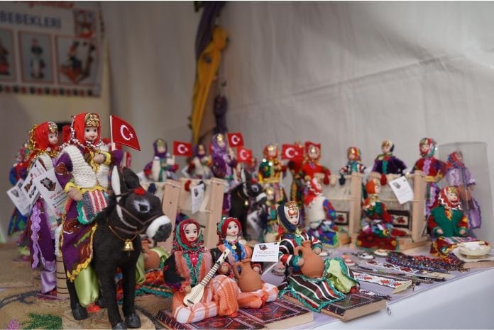 Altıeylül Kurtuluş Festivali’nde Çocuklara Özel Eğlence Altıeylül Kurtuluş Festivali’nde Çocuklara Özel Eğlence