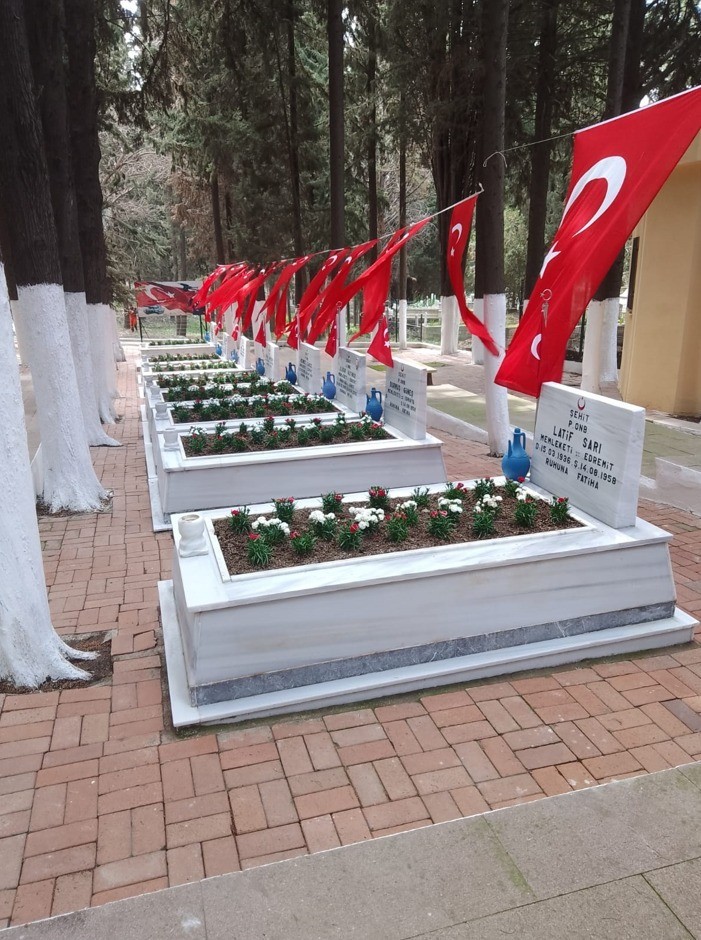  Başkan Akın’dan kahraman şehitlere ahde vefa 