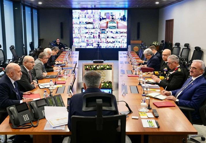 Vali Ustaoğlu, Bakan Yerlikaya Başkanlığındaki Güvenlik Toplantısında - 2. resim