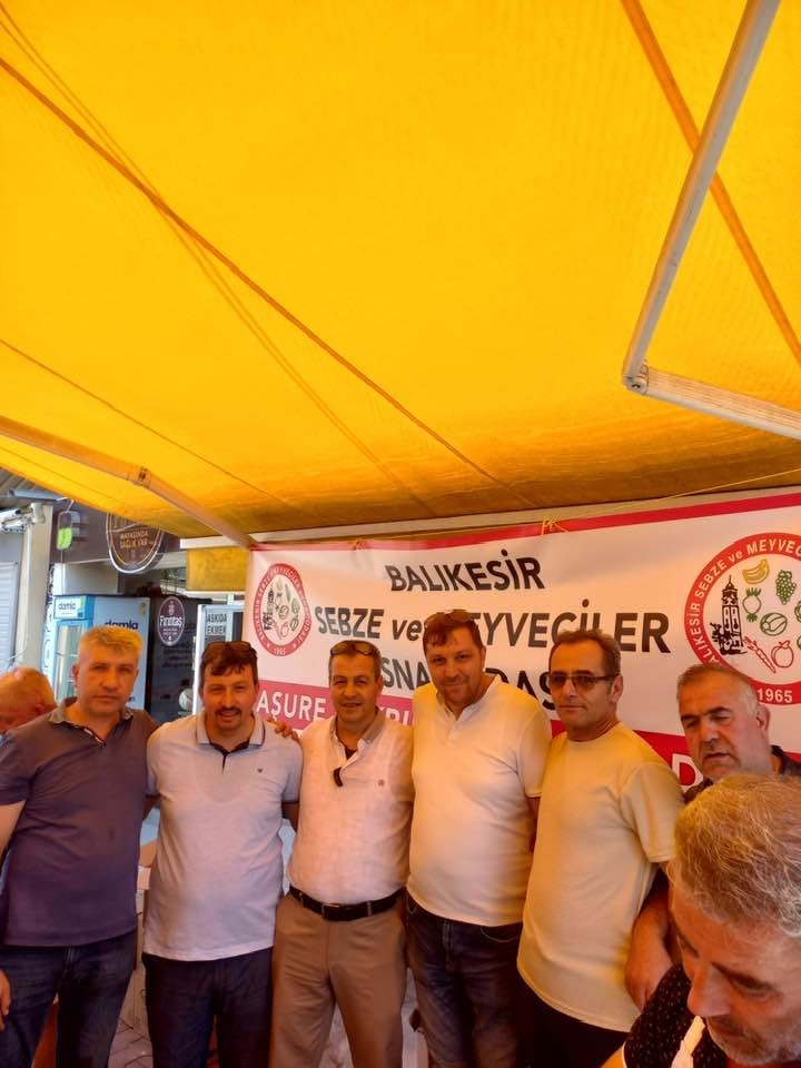  Sebzeciler ve Meyveciler Odası’ndan 60. Yıla Özel Aşure Hayrı