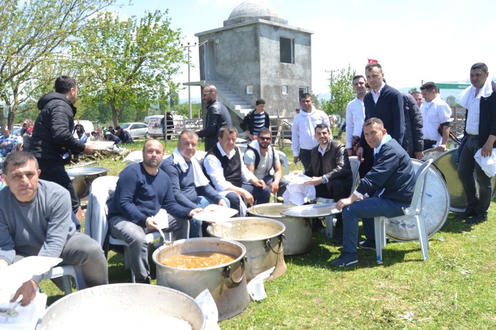 Mahalle Hayrı İle Hıdırellez Kutlandı