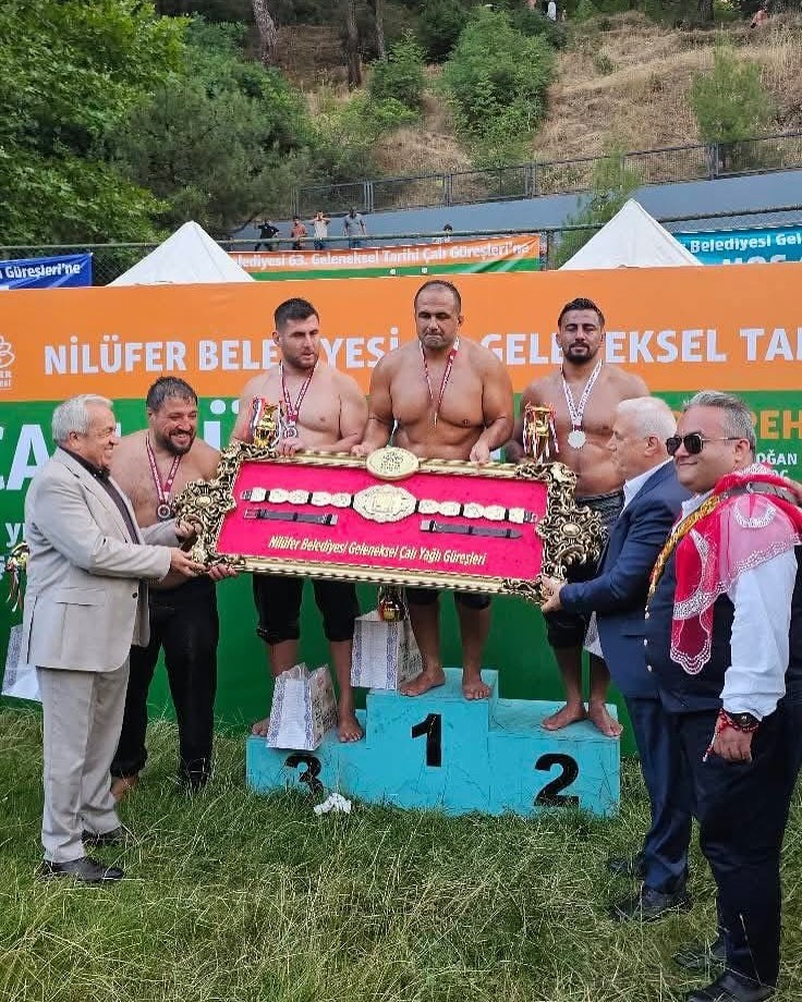 63. Tarihi Çalı Güreşleri’nde Altın Kemer Balıkesir’e Geldi