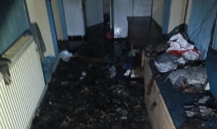 Gönende müstakil ev yangında kül oldu