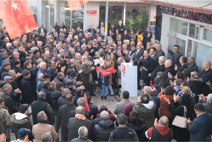 Sındırgı Ahmet Akın’ı Bağrına Bastı