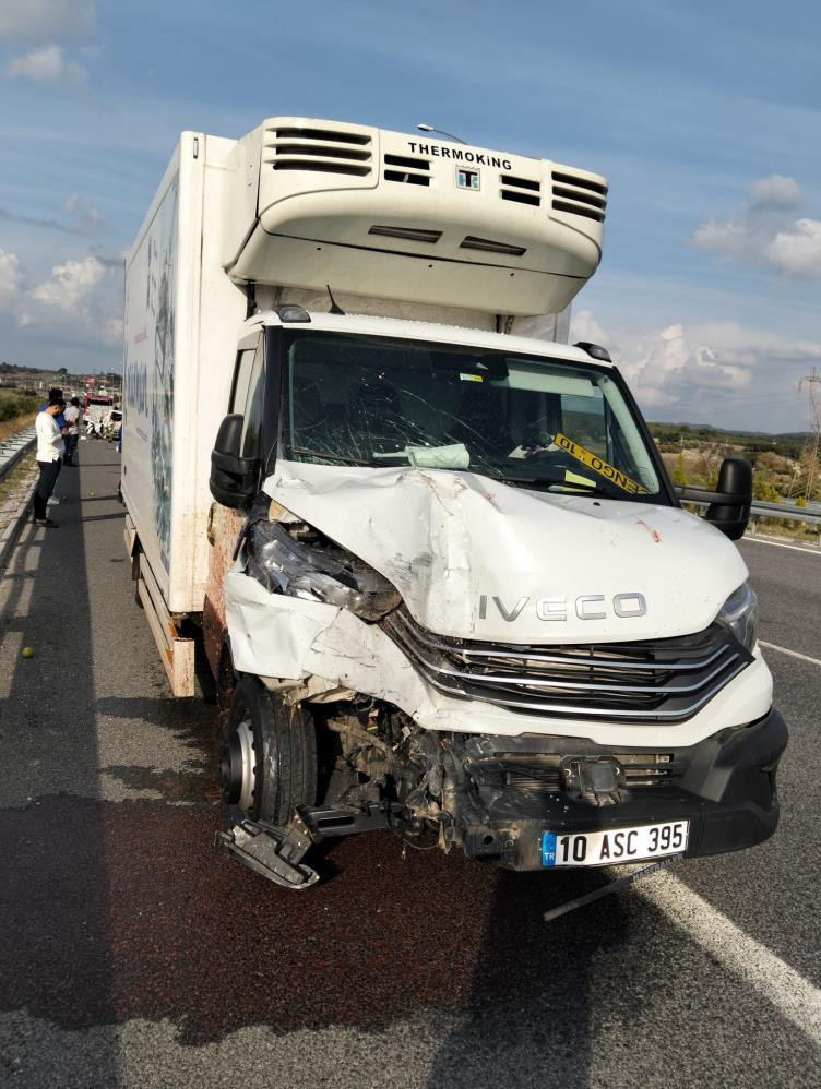 Balıkesir Savaştepe’de feci kaza: 1 Ölü 1 Yaralı - 1. resim